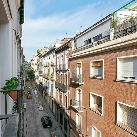 Refurnished One-Bedroom Las Letras Madrid Exterior photo