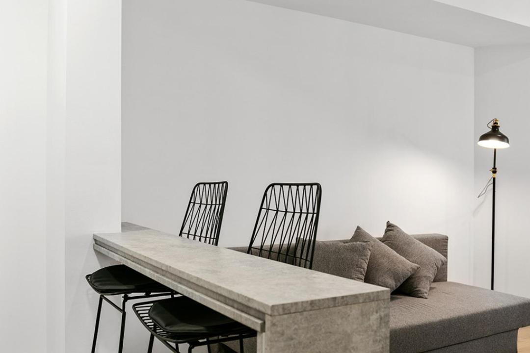 Refurnished One-Bedroom Las Letras Madrid Exterior photo